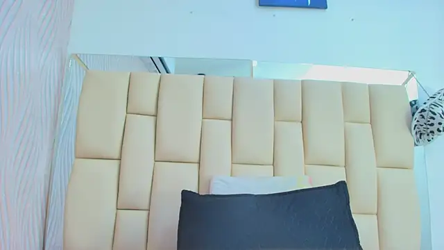 Snapshot of sweet_amye chatting on September 2025 08:57:01 PM sweet amye online show from September 2025 08:57:01 PM