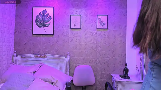 Dali collin online show from April 2026 01:14:01 PM