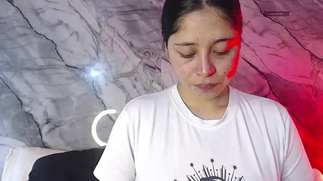 vela-kimm online show from April 2026 08:04:01 PM