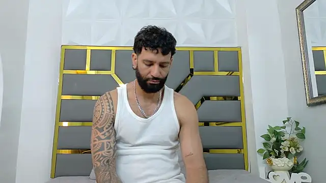 yorbymaxx online show from October 2025 11:18:01 PM