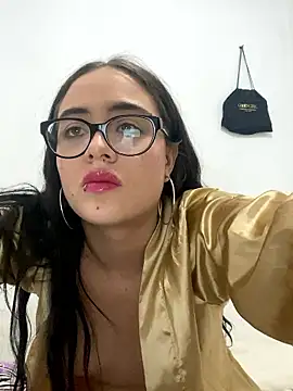 Kitty Pridee online show from January 2026 10:46:01 PM