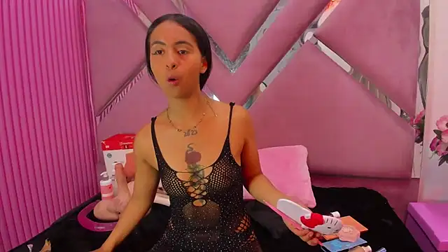 AshleyPrescott69 online show from November 2025 01:55:02 PM