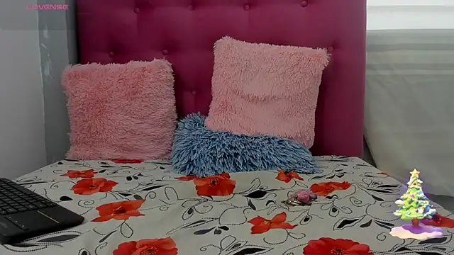 Veronica mellerr online show from December 2025 03:41:01 PM