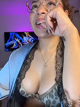 Snapshot of megansan_ chatting on October 2025 12:48:02 PM megansan online show from October 2025 12:48:02 PM