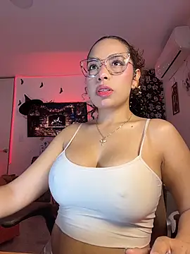 Snapshot of megansan_ chatting on October 2025 12:31:01 PM megansan online show from October 2025 12:31:01 PM