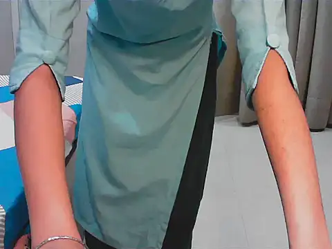 elize   online show from September 2025 04:39:02 AM