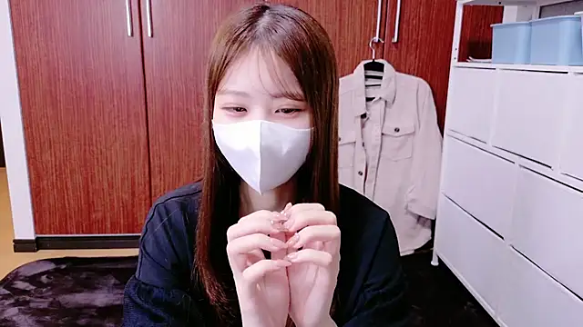 Ema o0 chan online show from October 2025 10:35:02 AM