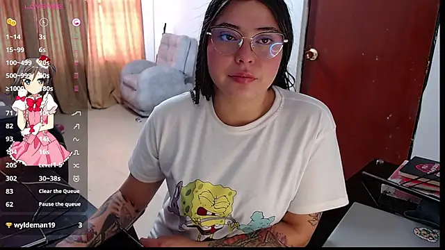 Hanna-11 online show from October 2025 07:29:02 PM