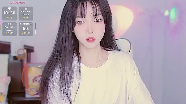 XiaoNana  online show from December 2025 01:57:01 AM