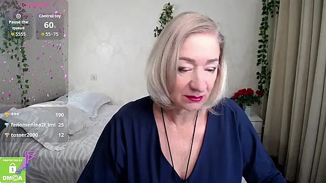 hunters woman online show from November 2025 12:21:01 AM