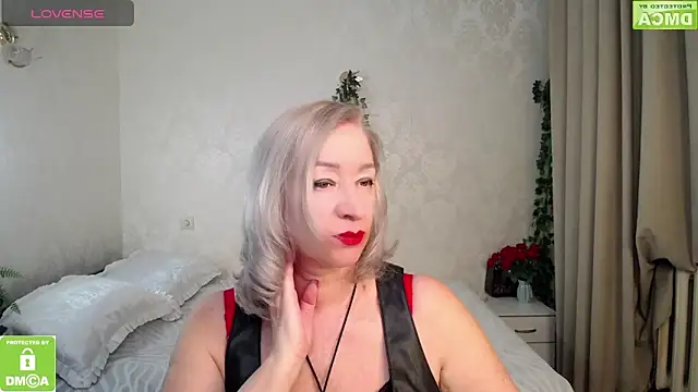 hunters woman online show from March 2026 05:05:02 PM