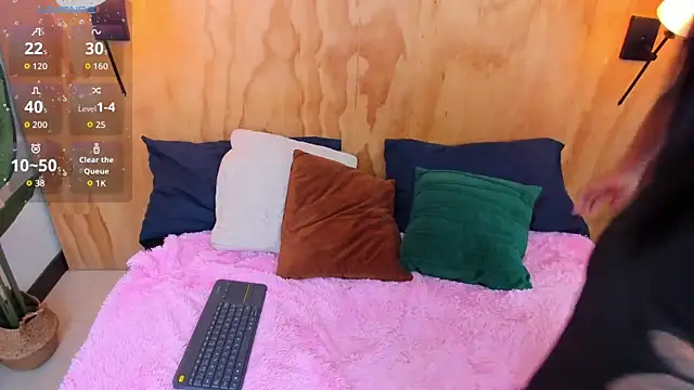 milavega  online show from October 2025 12:23:02 PM