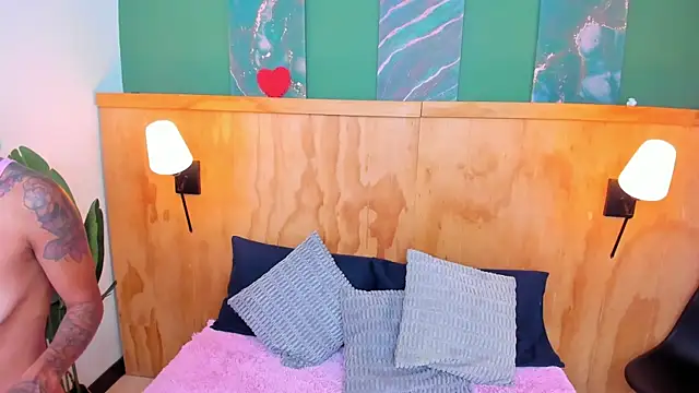 milavega  online show from October 2025 12:28:01 PM