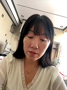 Snapshot of xiaomei-11 chatting on October 2025 03:25:02 AM xiaomei-11 online show from October 2025 03:25:02 AM