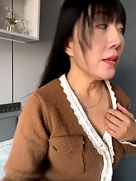 Snapshot of xiaomei-11 chatting on October 2025 03:27:01 AM xiaomei-11 online show from October 2025 03:27:01 AM