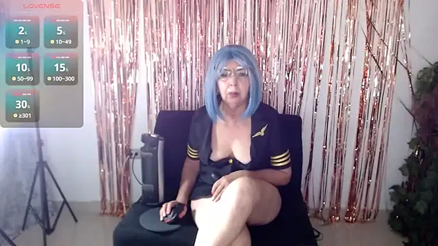 Snapshot of ruth_blue21 chatting on September 2025 04:23:01 AM ruth blue21 online show from September 2025 04:23:01 AM