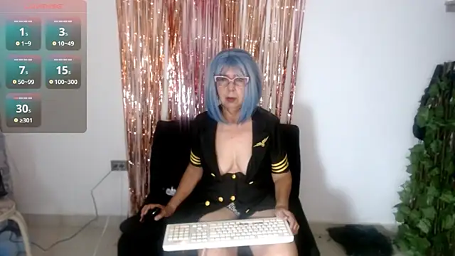 Snapshot of ruth_blue21 chatting on November 2025 02:12:01 AM ruth blue21 online show from November 2025 02:12:01 AM