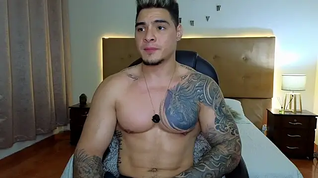 Steven Velez online show from September 2025 11:30:01 PM