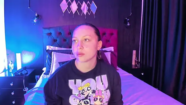 Widny Beaumont online show from November 2025 03:38:02 AM