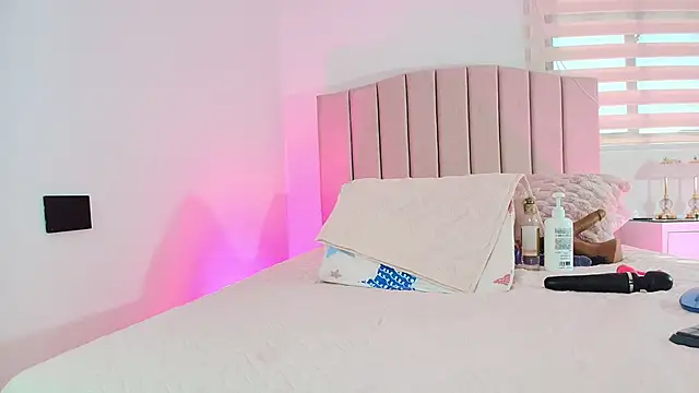 cataleya ebony  online show from November 2025 07:14:02 PM