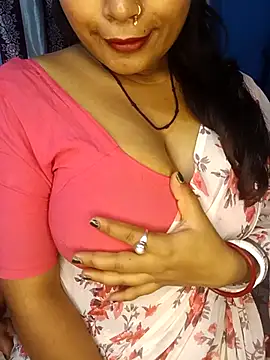 Snapshot of Naughty-Chaaya chatting on April 2026 05:57:01 PM Naughty-Chaaya online show from April 2026 05:57:01 PM