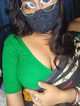 Snapshot of Naughty-Chaaya chatting on June 2026 05:35:01 PM Naughty-Chaaya online show from June 2026 05:35:01 PM