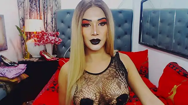 Snapshot of Mistress4fun chatting on March 2026 05:41:01 AM Mistress4fun online show from March 2026 05:41:01 AM