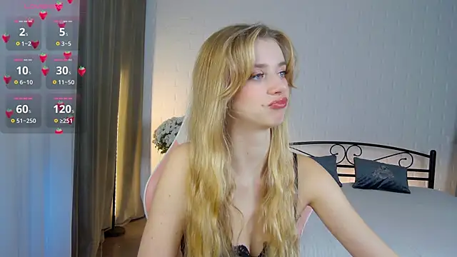 KelsiWest online show from November 2025 02:19:01 PM