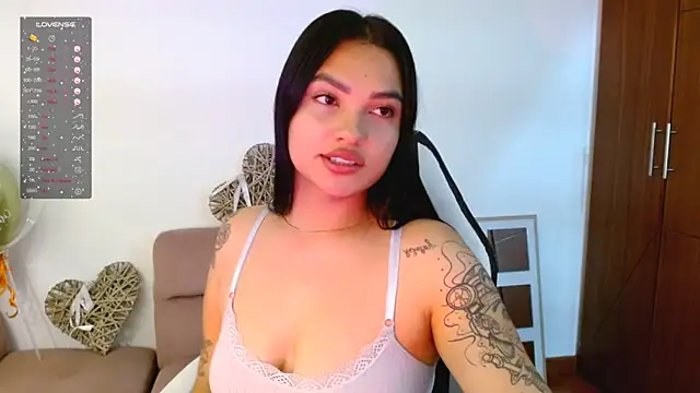 Snapshot of gaby_saikoz chatting on October 2025 04:57:01 AM gaby saikoz online show from October 2025 04:57:01 AM