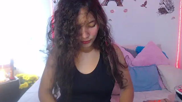 Snapshot of mia_blue01 chatting on September 2025 04:23:02 PM mia blue01 online show from September 2025 04:23:02 PM