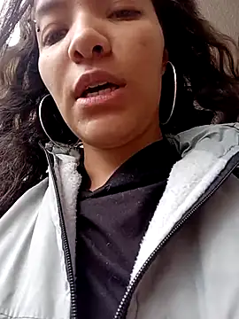 Snapshot of mia_blue01 chatting on October 2025 04:27:01 PM mia blue01 online show from October 2025 04:27:01 PM