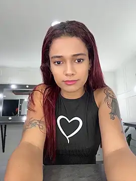 Snapshot of amber_sparkle chatting on June 2026 12:28:02 PM amber sparkle online show from June 2026 12:28:02 PM