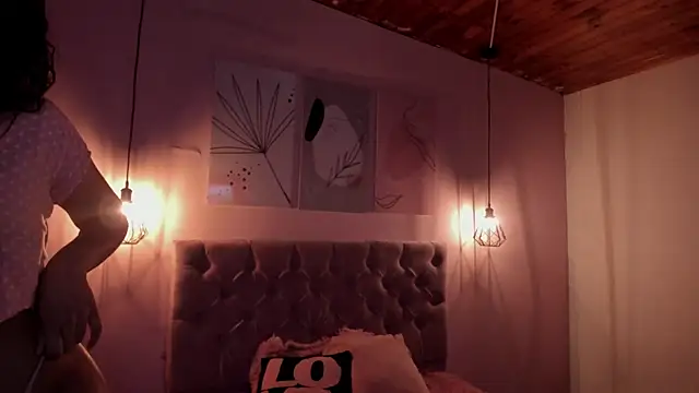 Snapshot of ATENA_JB chatting on September 2025 04:24:01 AM ATENA JB online show from September 2025 04:24:01 AM