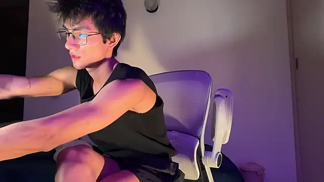 Snapshot of Angel_bunny2 chatting on September 2025 02:11:01 AM Angel bunny2 online show from September 2025 02:11:01 AM