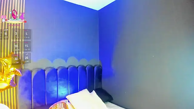 Gina 77 online show from October 2025 12:00:02 PM