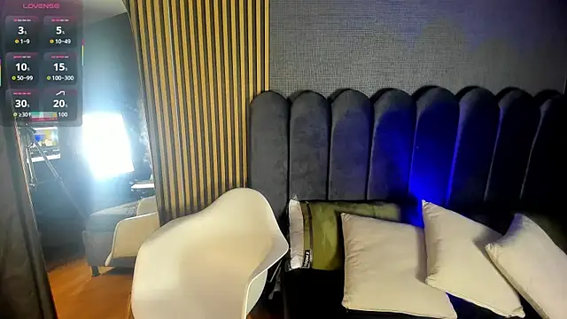 Gina 77 online show from November 2025 12:04:02 PM