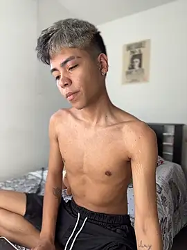 MaxiWildd online show from July 2026 01:19:01 PM