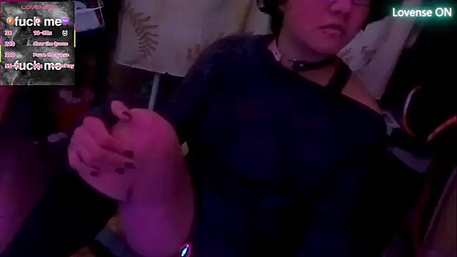 Ftm Bunny online show from December 2025 12:33:02 PM