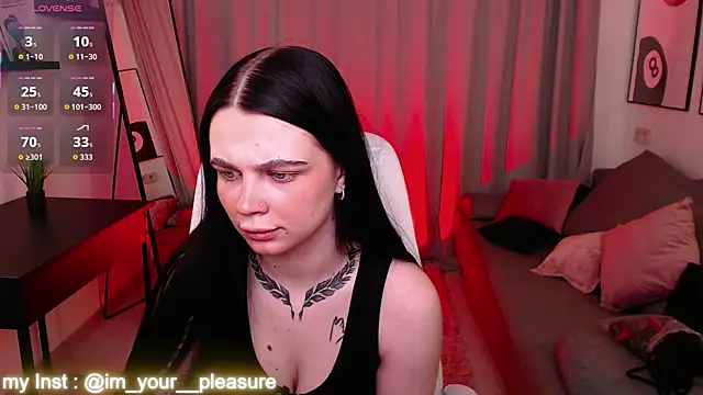 Michela Fruet online show from February 2026 01:01:02 AM