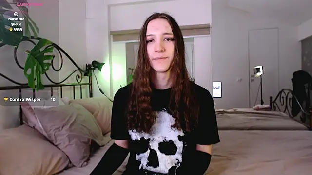 SilverMuse online show from March 2026 10:46:02 PM