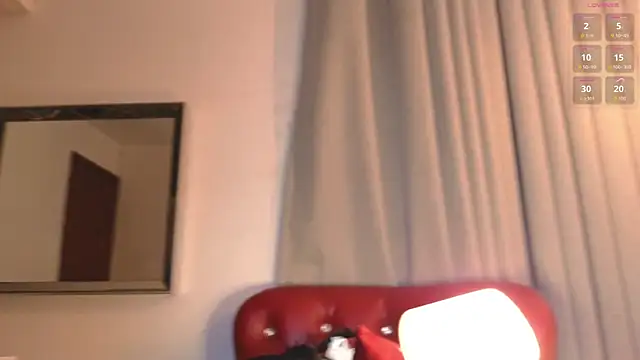 PrincePoppy online show from October 2025 08:40:01 PM