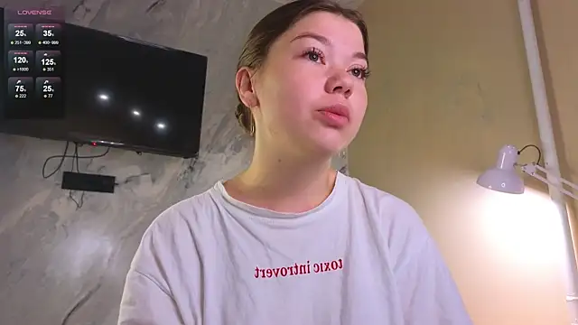 miss bubbles  online show from October 2025 12:30:02 AM