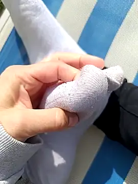 Teafeet online show from April 2026 08:41:01 AM