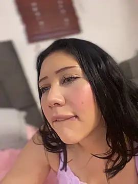 Snapshot of snow_doll chatting on July 2026 10:51:02 PM snow doll online show from July 2026 10:51:02 PM
