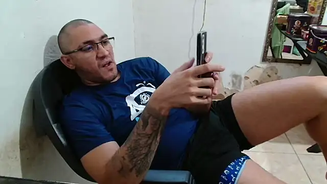 Leonino231 online show from September 2025 04:53:02 PM