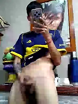 frankitocam4 online show from June 2026 03:23:02 PM