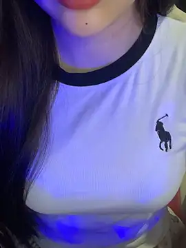 Linhtruong  online show from April 2026 02:01:01 AM