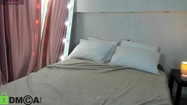 Snapshot of Adelina_Bliss chatting on April 2026 01:14:01 AM Adelina Bliss online show from April 2026 01:14:01 AM