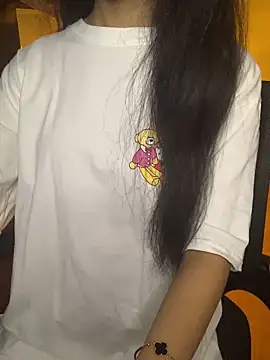 Nhinhi18 online show from September 2025 03:47:01 PM