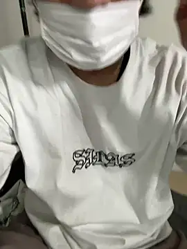 Snapshot of C-4bomb chatting on November 2025 09:42:02 AM C-4bomb online show from November 2025 09:42:02 AM